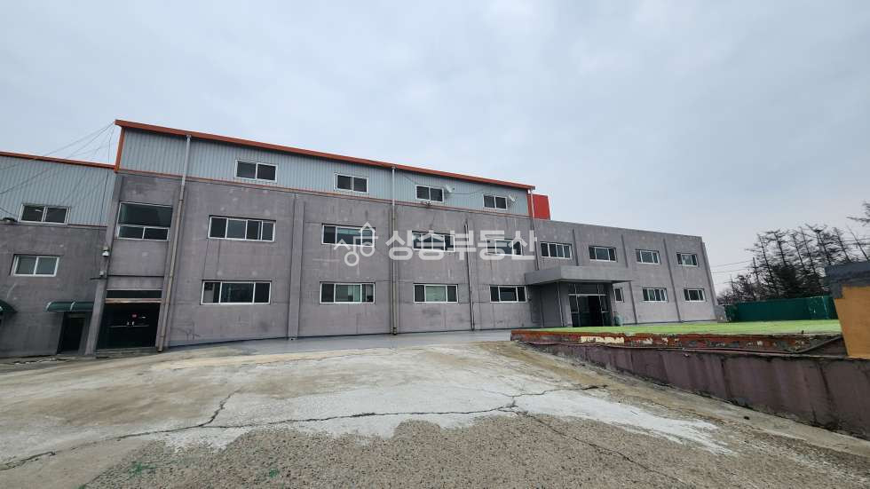 경기 화성만세구 양감면 송산리 가,나,다,라,수위실,화장실동 화성공장임대 ,2차선도로변, 대형공장, 클린룸, 향남ic5분거리 매매 매물번호 10253 사진 1