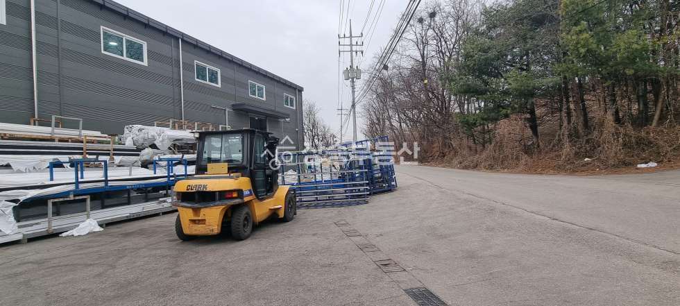 경기 화성효행구 정남면 귀래리 화성공장매매 내부사무실있음 매매 매물번호 10302 사진 2