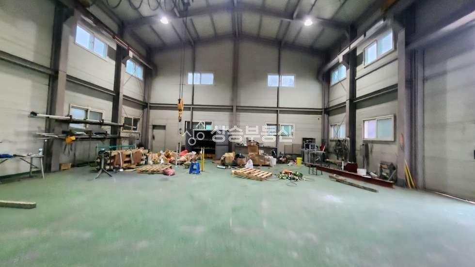 경기 화성만세구 향남읍 발안리 1,2동 화성공장매매 대로변 넓은 마당 매매 매물번호 10303 사진 4