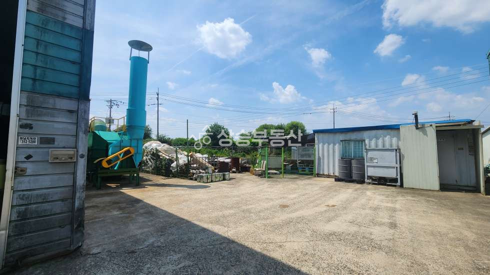 경기 평택시 서탄면 내천리 평택공장매매 서탄면 최고의 위치, 5개동으로 임대투자와 실사용 모두 가능 매매 매물번호 10292 사진 2